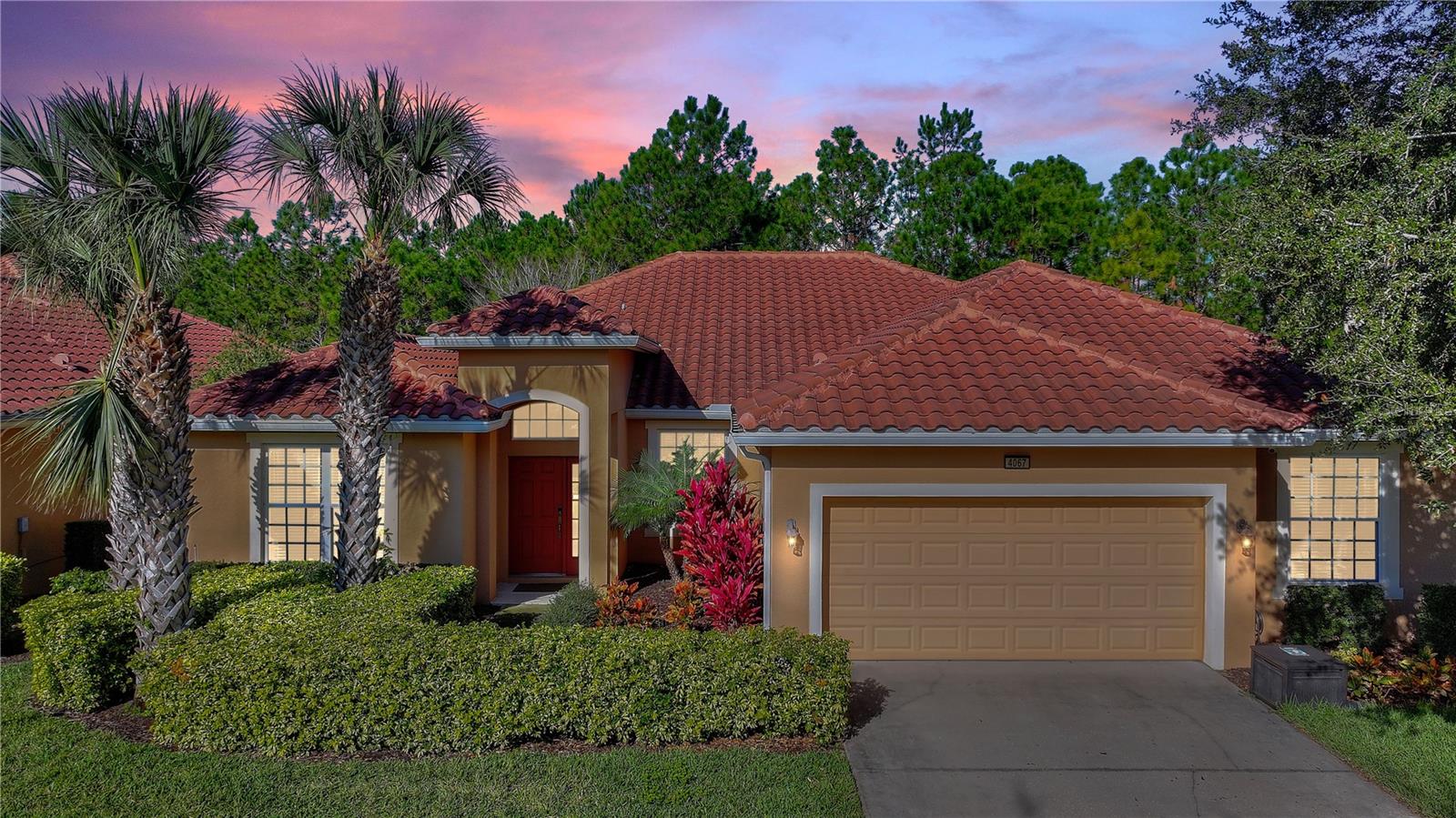 Single Family Residence in DAVENPORT, FL - Daniel Dourado