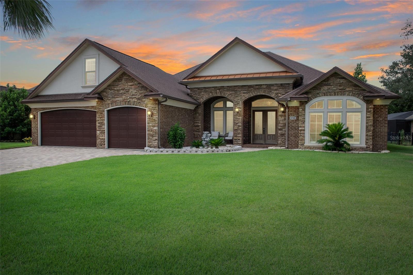 Single Family Residence in NAVARRE, FL - Daniel Dourado