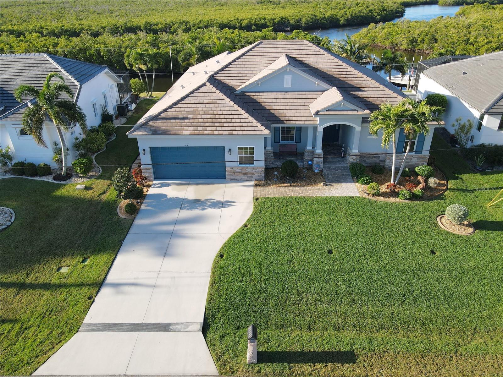 Single Family Residence in PUNTA GORDA, FL - Daniel Dourado