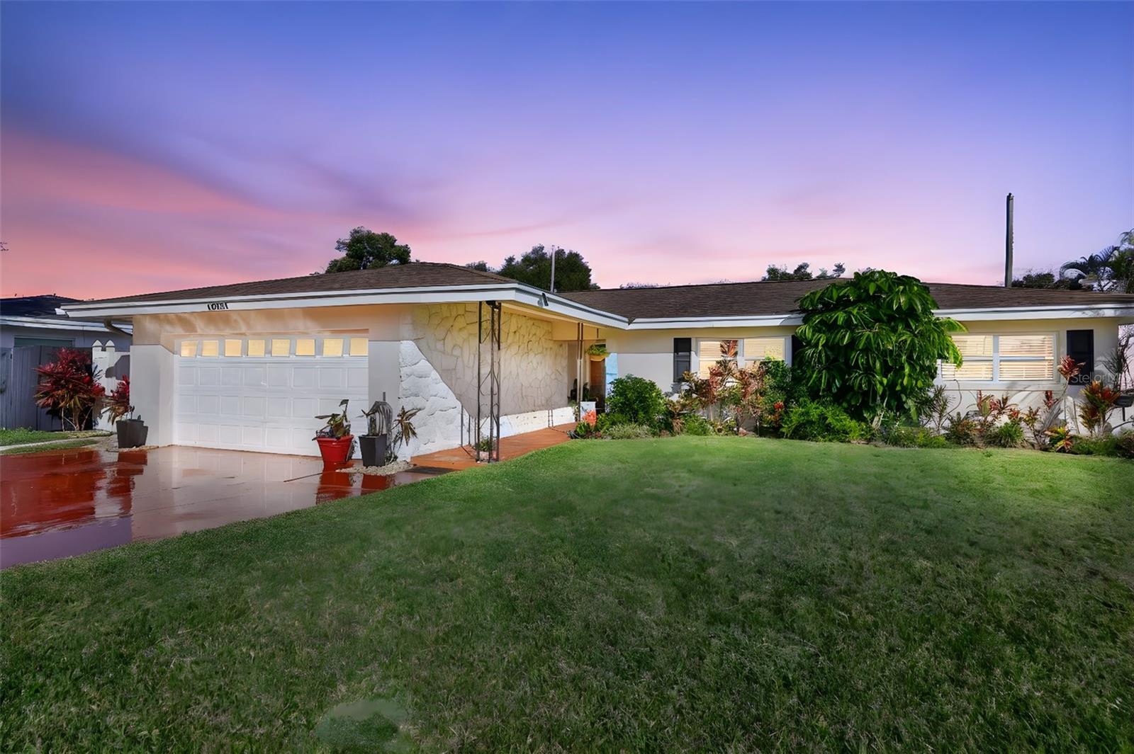 Single Family Residence em SEMINOLE, FL - Daniel Dourado