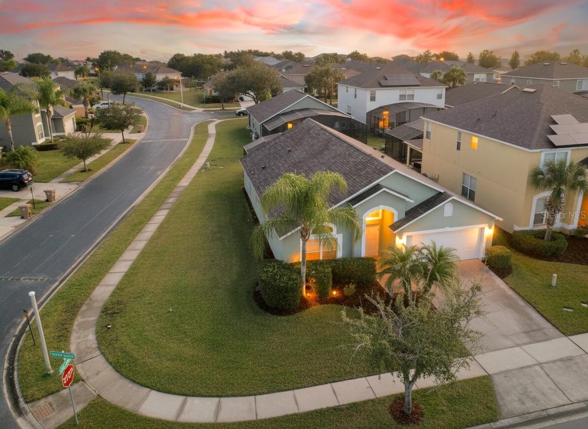 Single Family Residence em KISSIMMEE, FL - Daniel Dourado