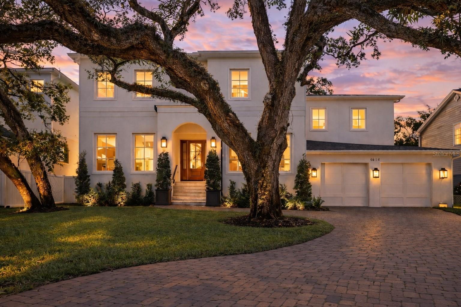 Single Family Residence in TAMPA, FL - Daniel Dourado