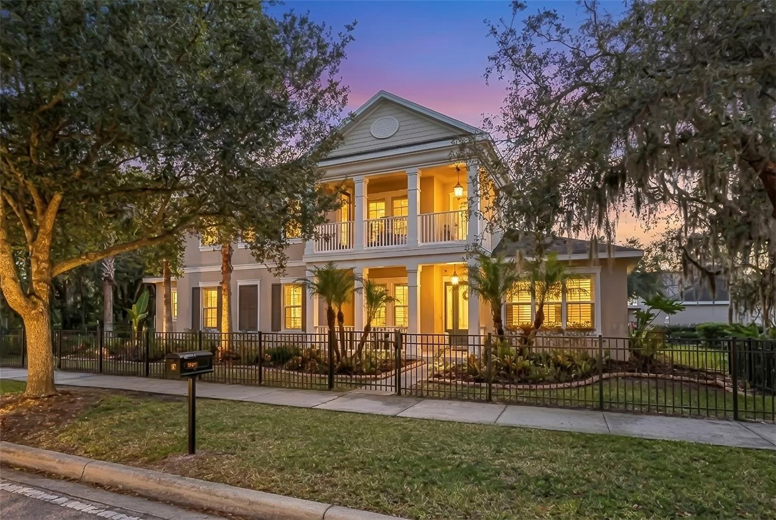 Single Family Residence in LITHIA, FL - Daniel Dourado