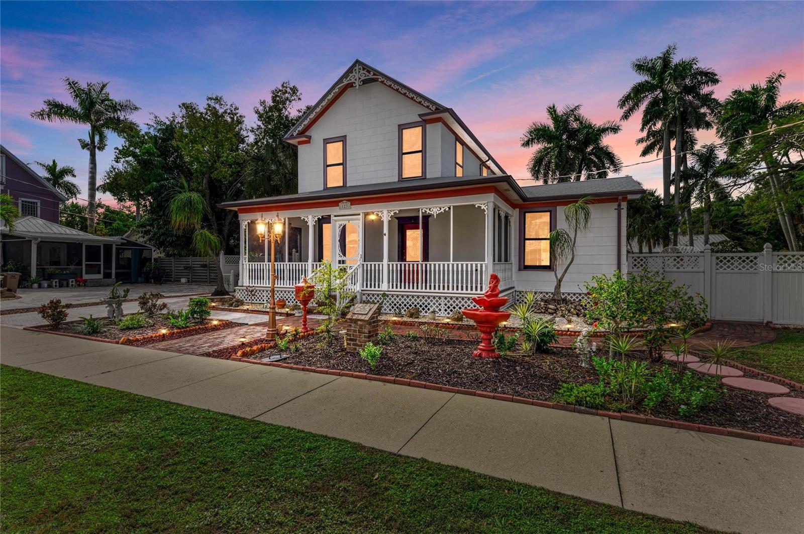 Single Family Residence in PUNTA GORDA, FL - Daniel Dourado