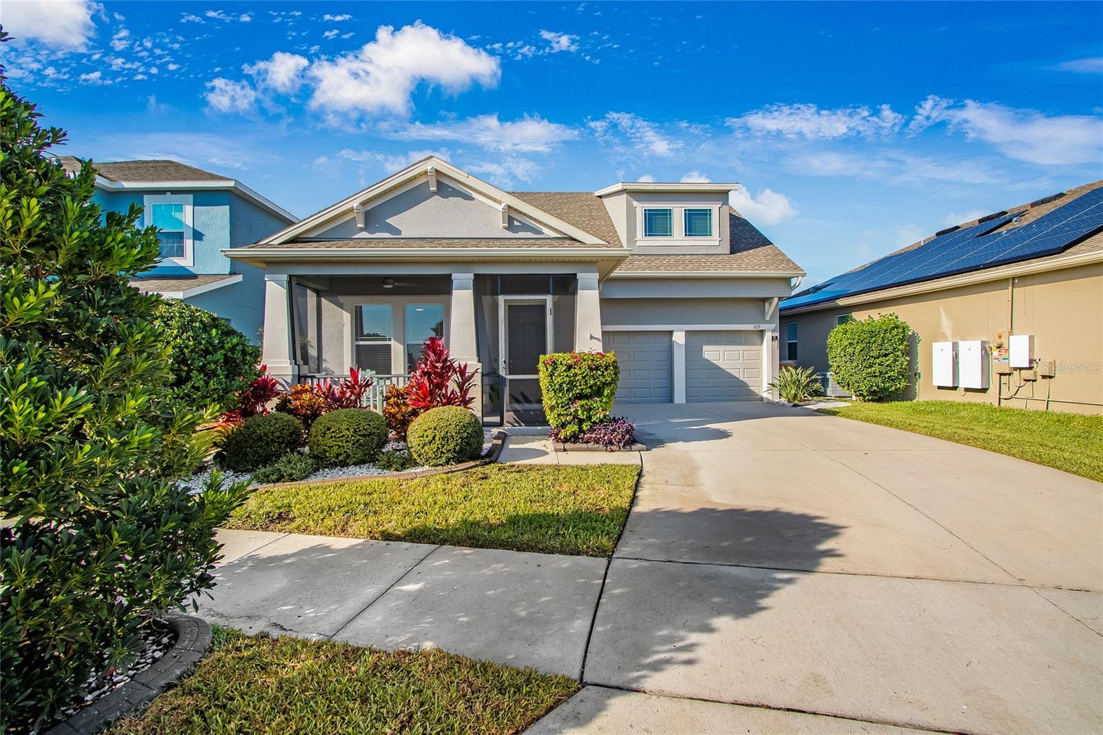 Single Family Residence in GROVELAND, FL - Daniel Dourado