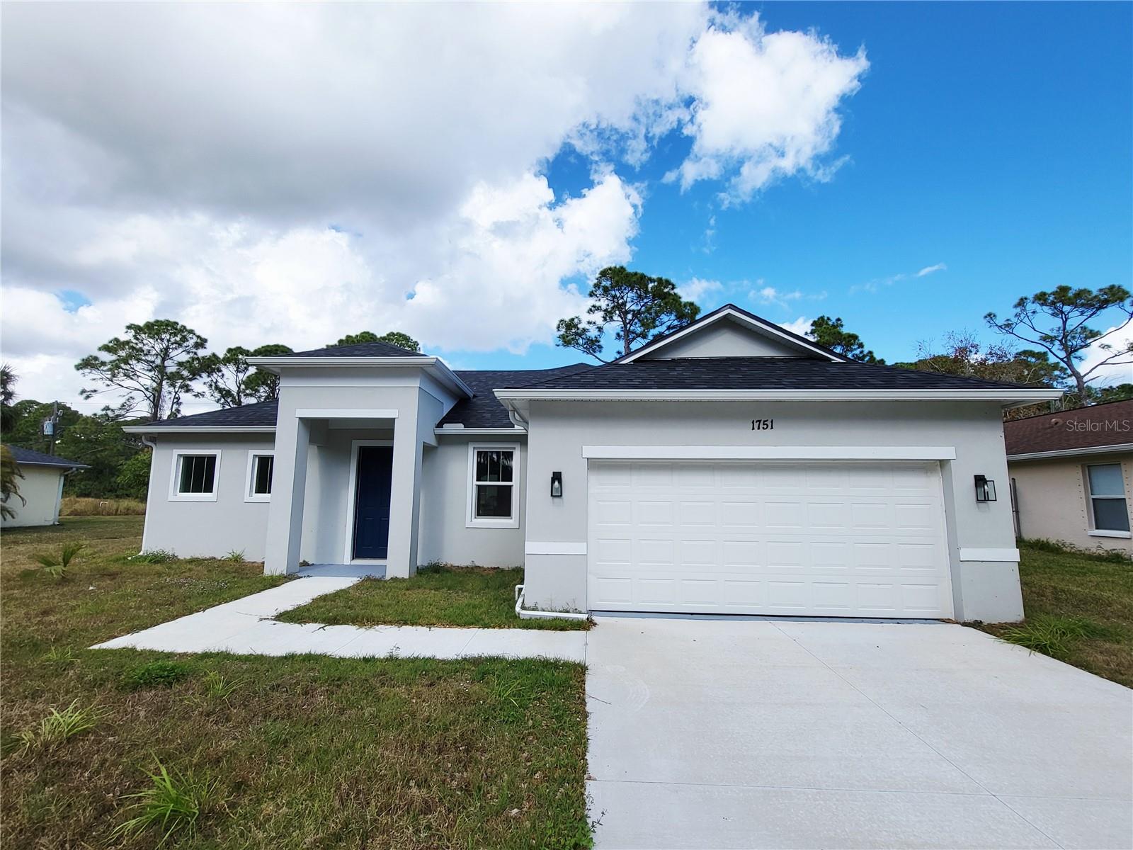 Single Family Residence in PALM BAY, FL - Daniel Dourado