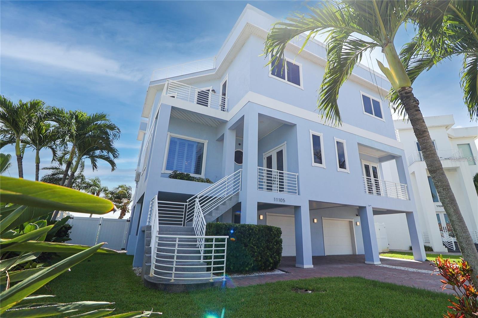 Single Family Residence em TREASURE ISLAND, FL - Daniel Dourado