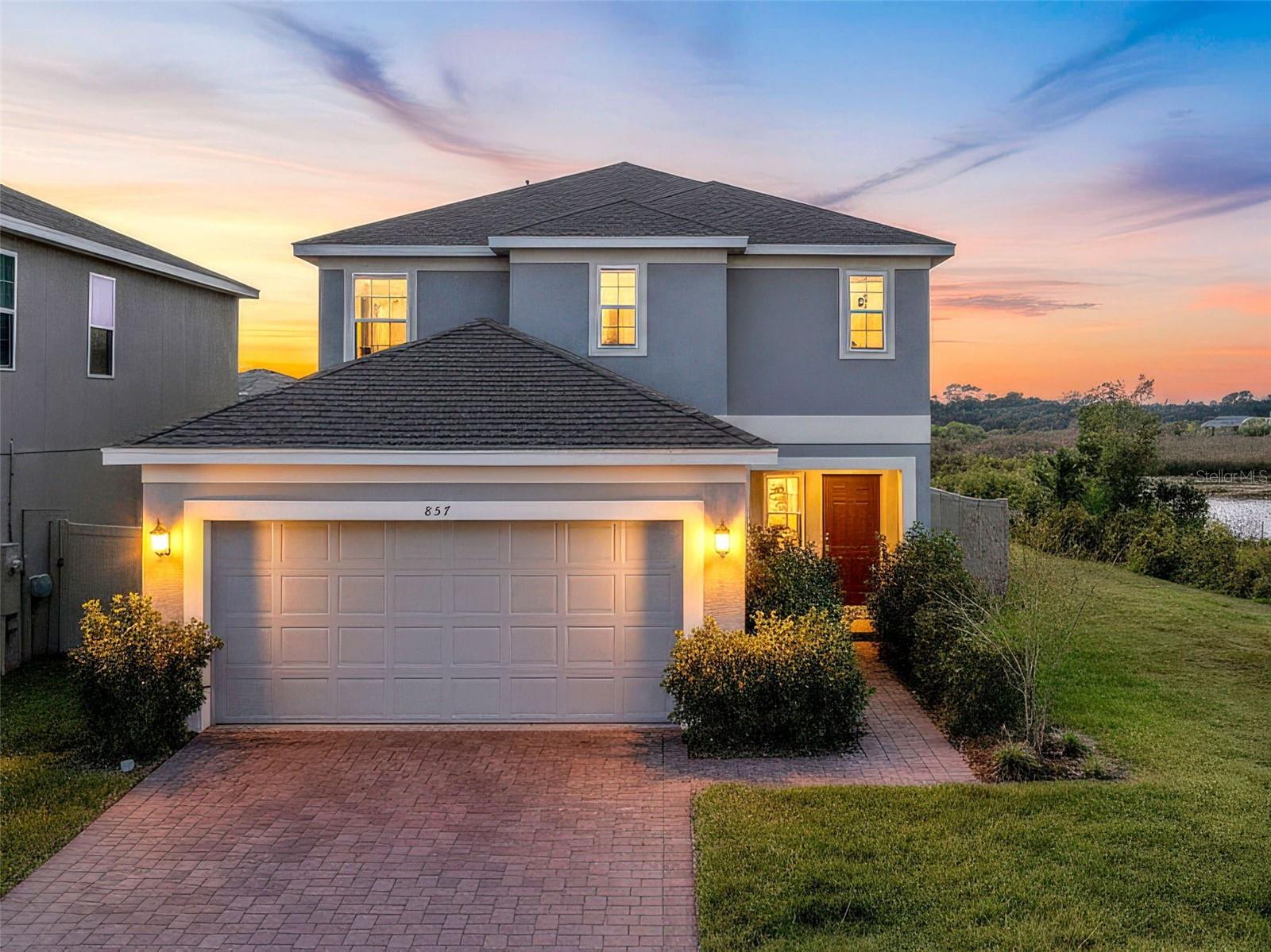 Single Family Residence in DAVENPORT, FL - Daniel Dourado