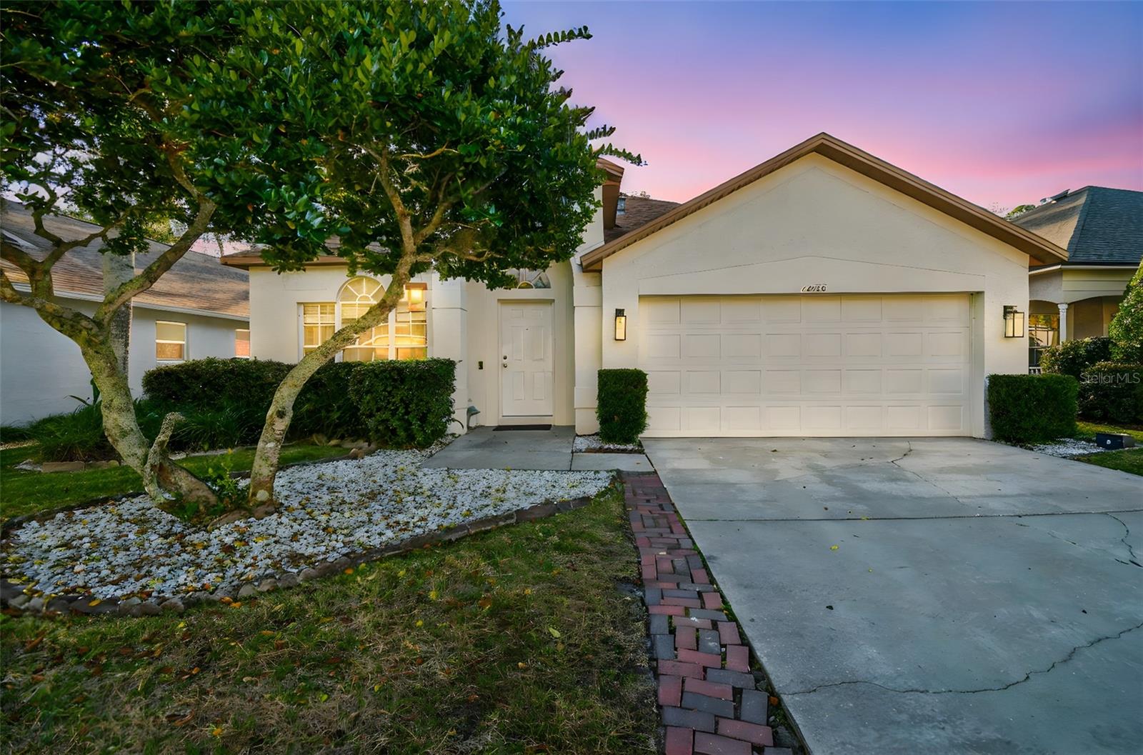 Single Family Residence in TAMPA, FL - Daniel Dourado
