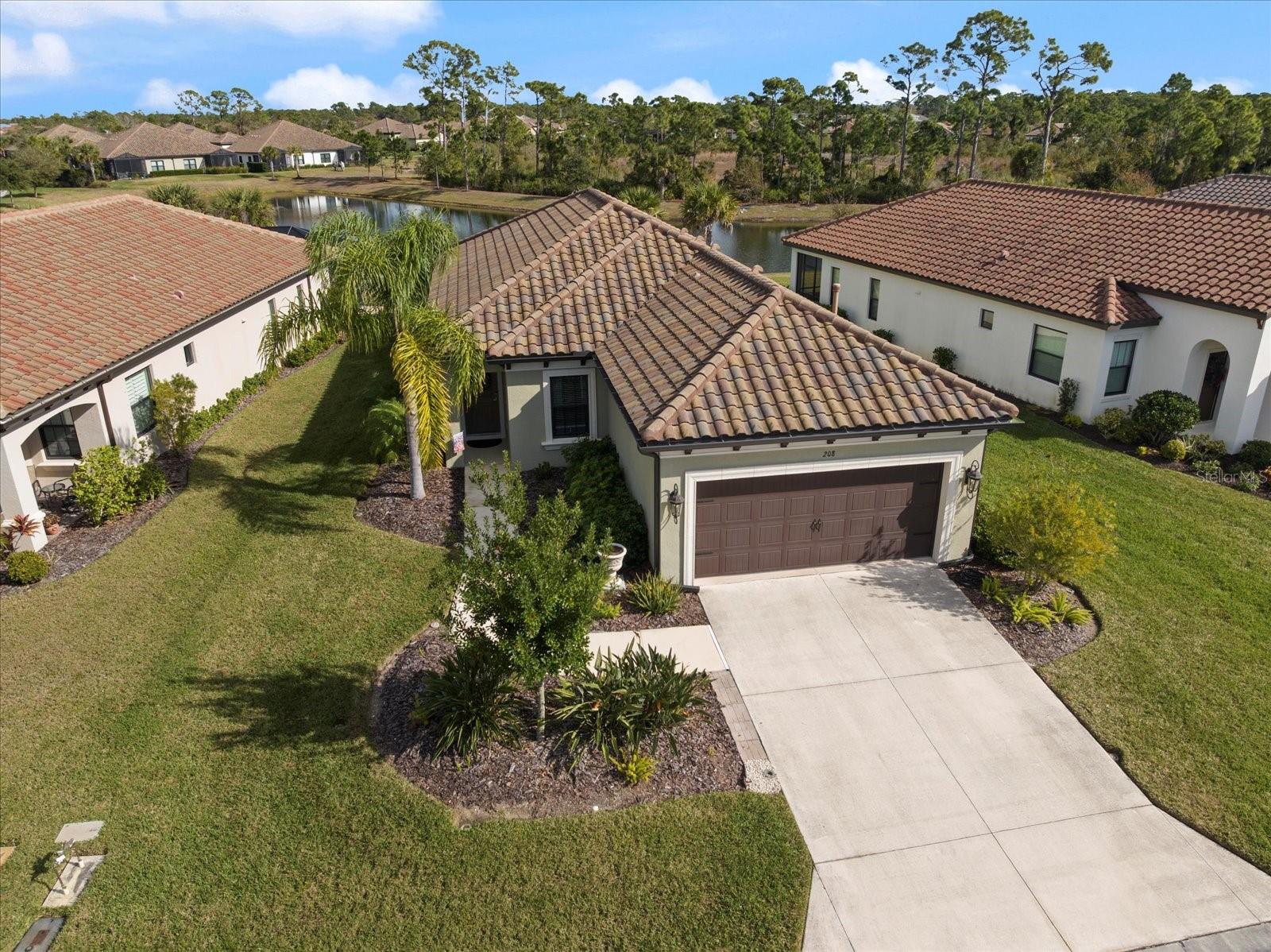 Single Family Residence in NOKOMIS, FL - Daniel Dourado