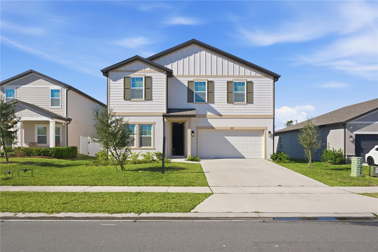 Single Family Residence in DELTONA, FL - Daniel Dourado