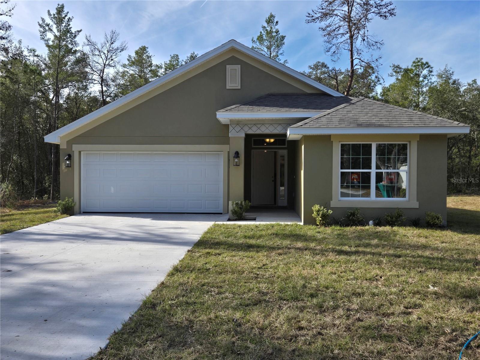 Single Family Residence in INVERNESS, FL - Daniel Dourado