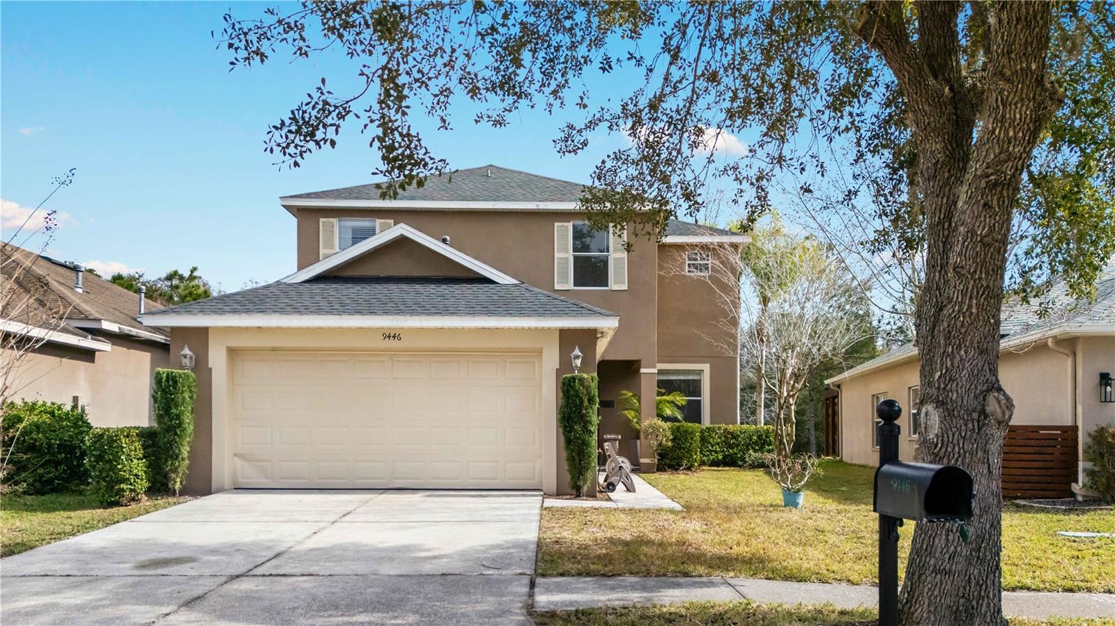 Single Family Residence in TAMPA, FL - Daniel Dourado