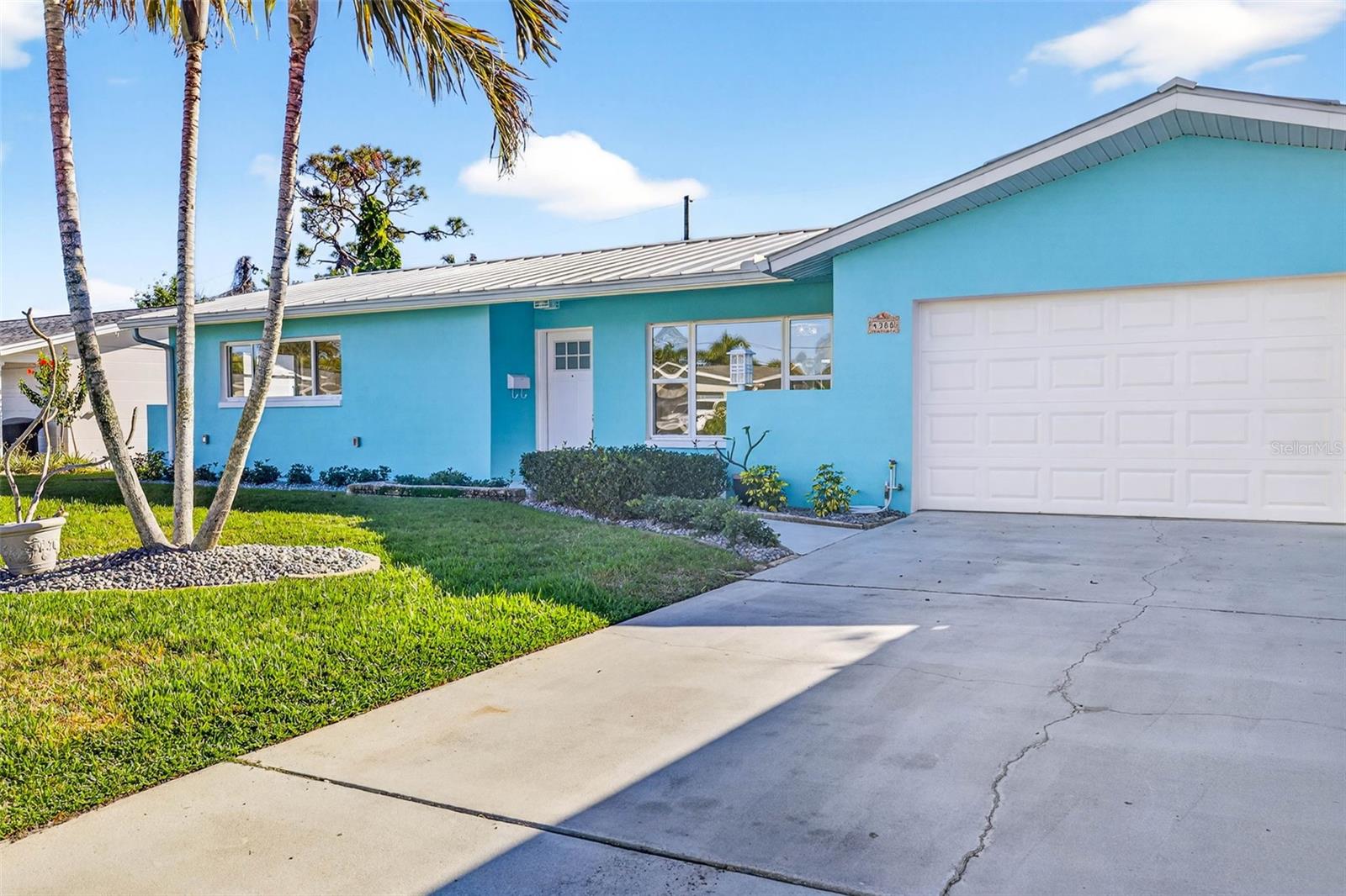 Single Family Residence em ST PETERSBURG, FL - Daniel Dourado