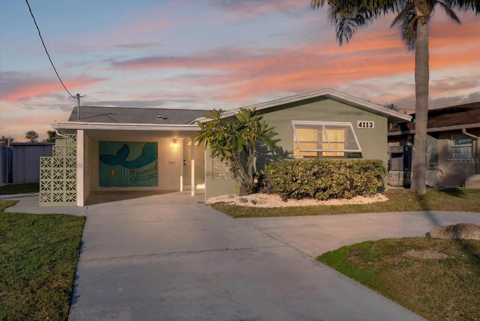 Single Family Residence em NEW PORT RICHEY, FL - Daniel Dourado