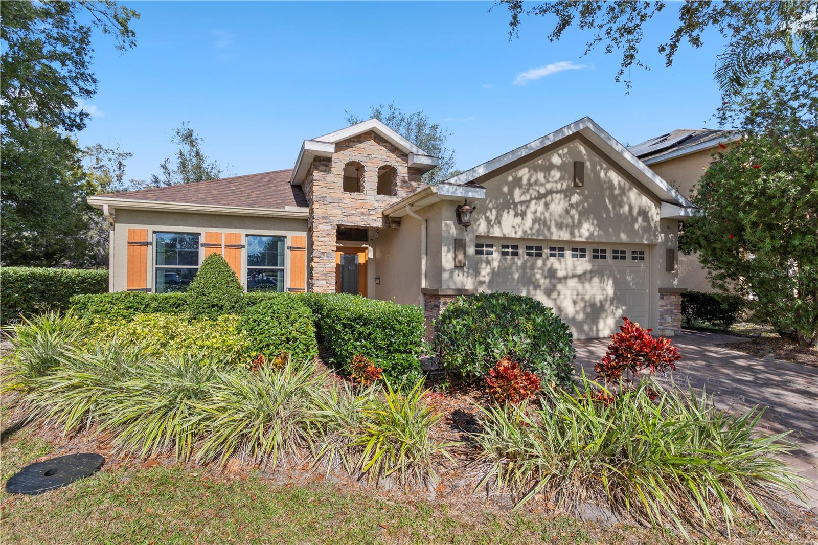 Single Family Residence in DELAND, FL - Daniel Dourado