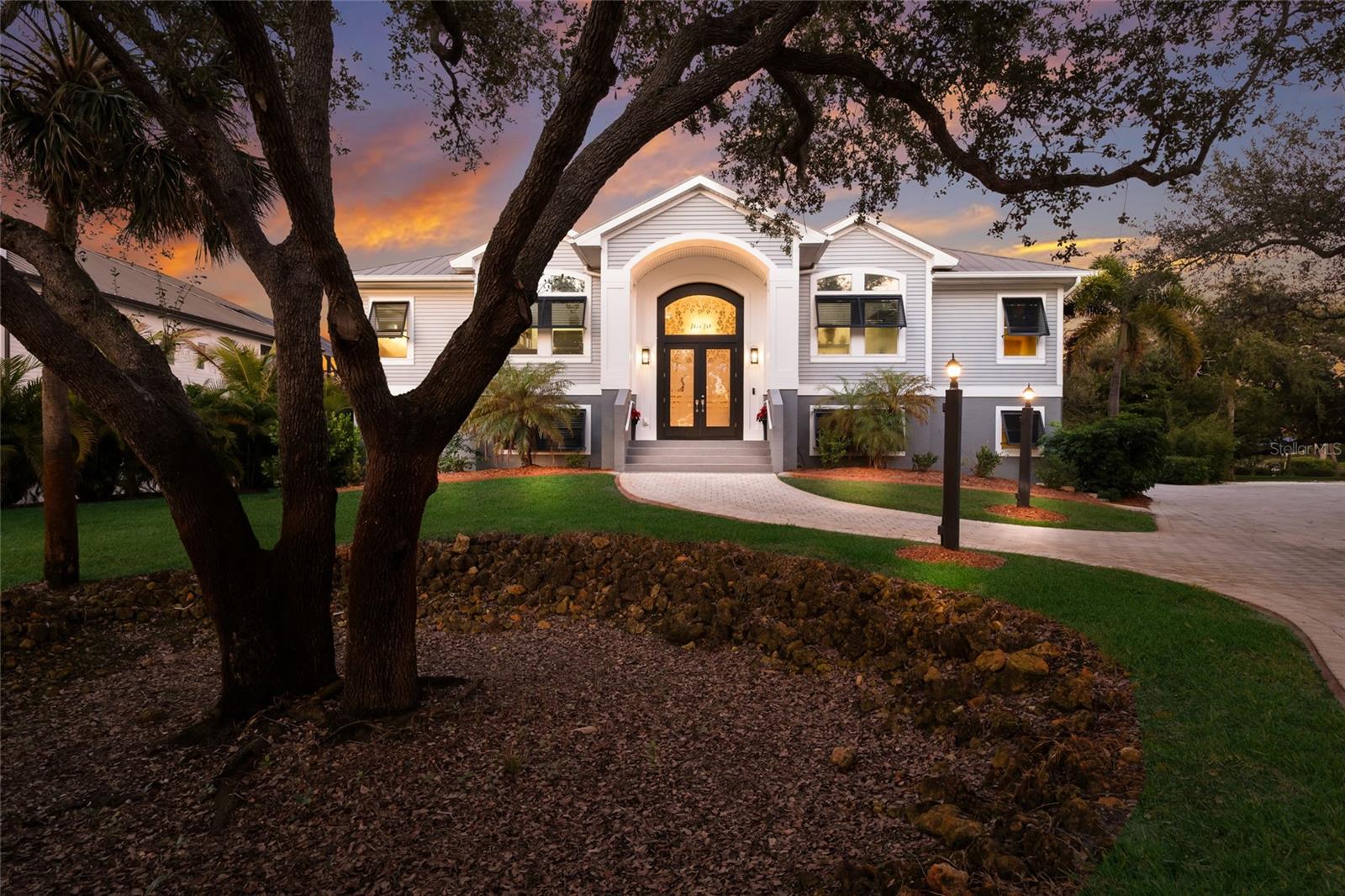 Single Family Residence in PLACIDA, FL - Daniel Dourado