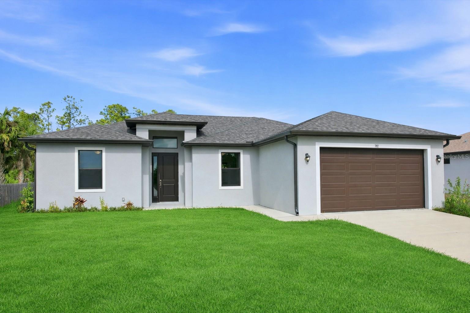 Single Family Residence in NORTH PORT, FL - Daniel Dourado