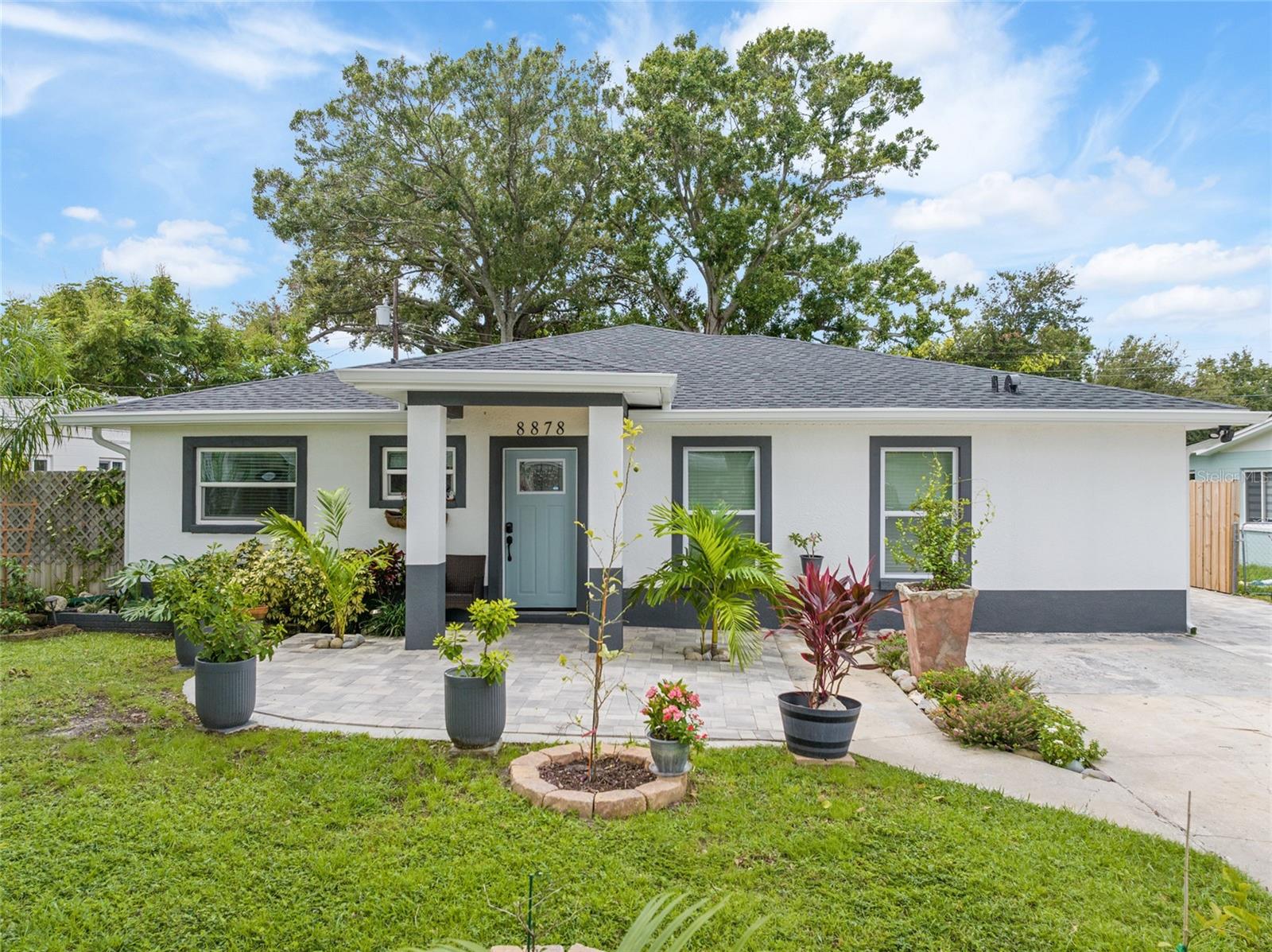 Single Family Residence em PINELLAS PARK, FL - Daniel Dourado