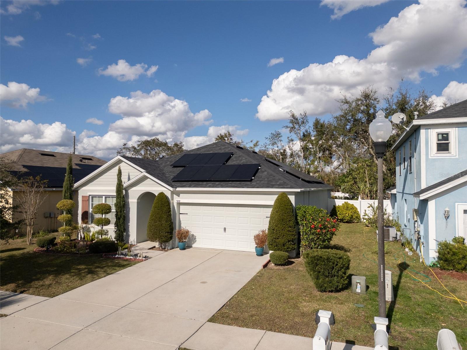 Single Family Residence in HAINES CITY, FL - Daniel Dourado