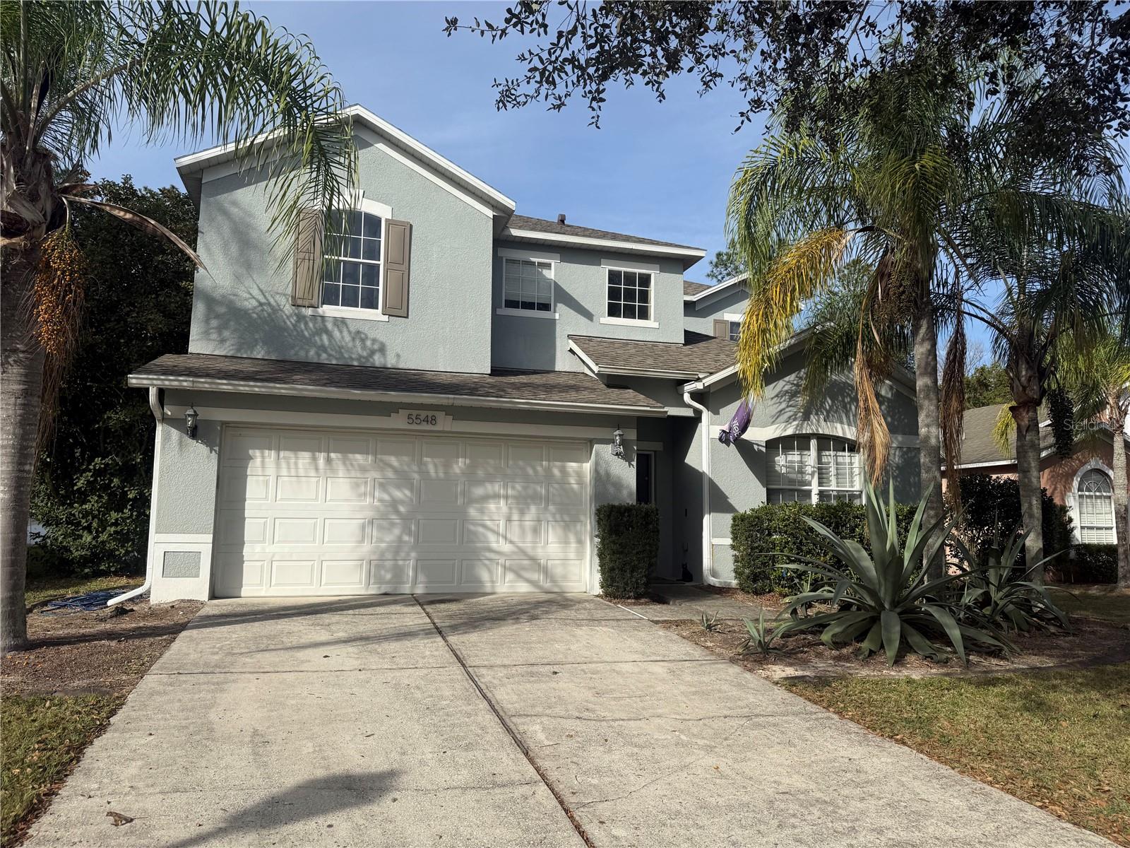 Single Family Residence in MOUNT DORA, FL - Daniel Dourado