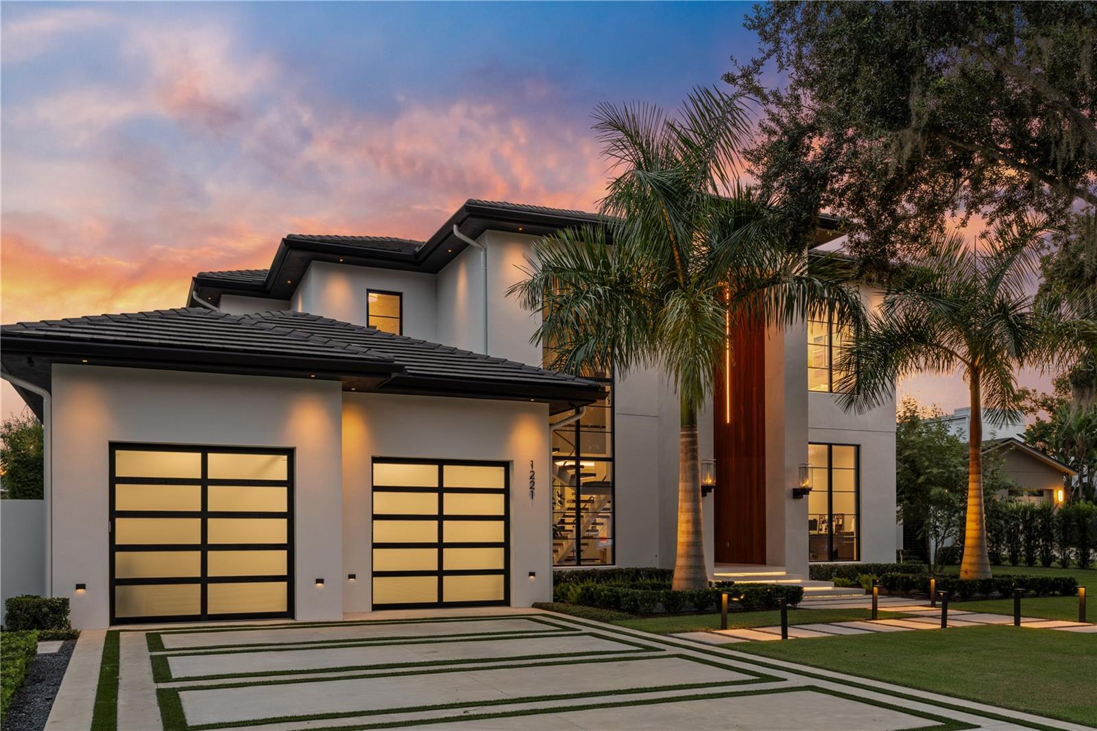 Single Family Residence in WINTER PARK, FL - Daniel Dourado