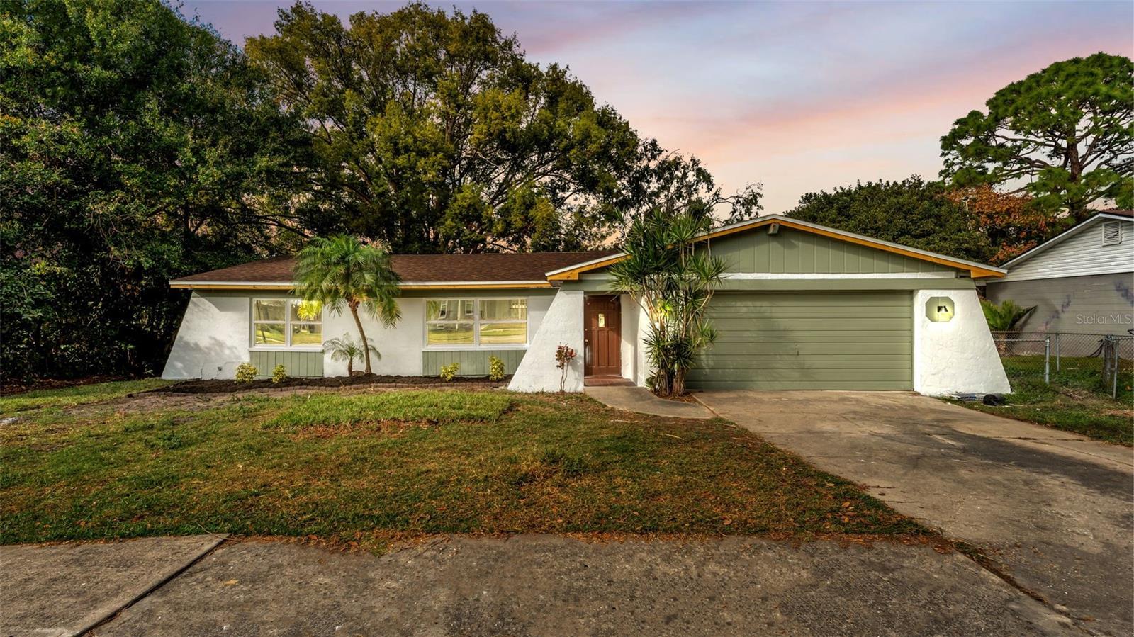 Single Family Residence in LAKELAND, FL - Daniel Dourado