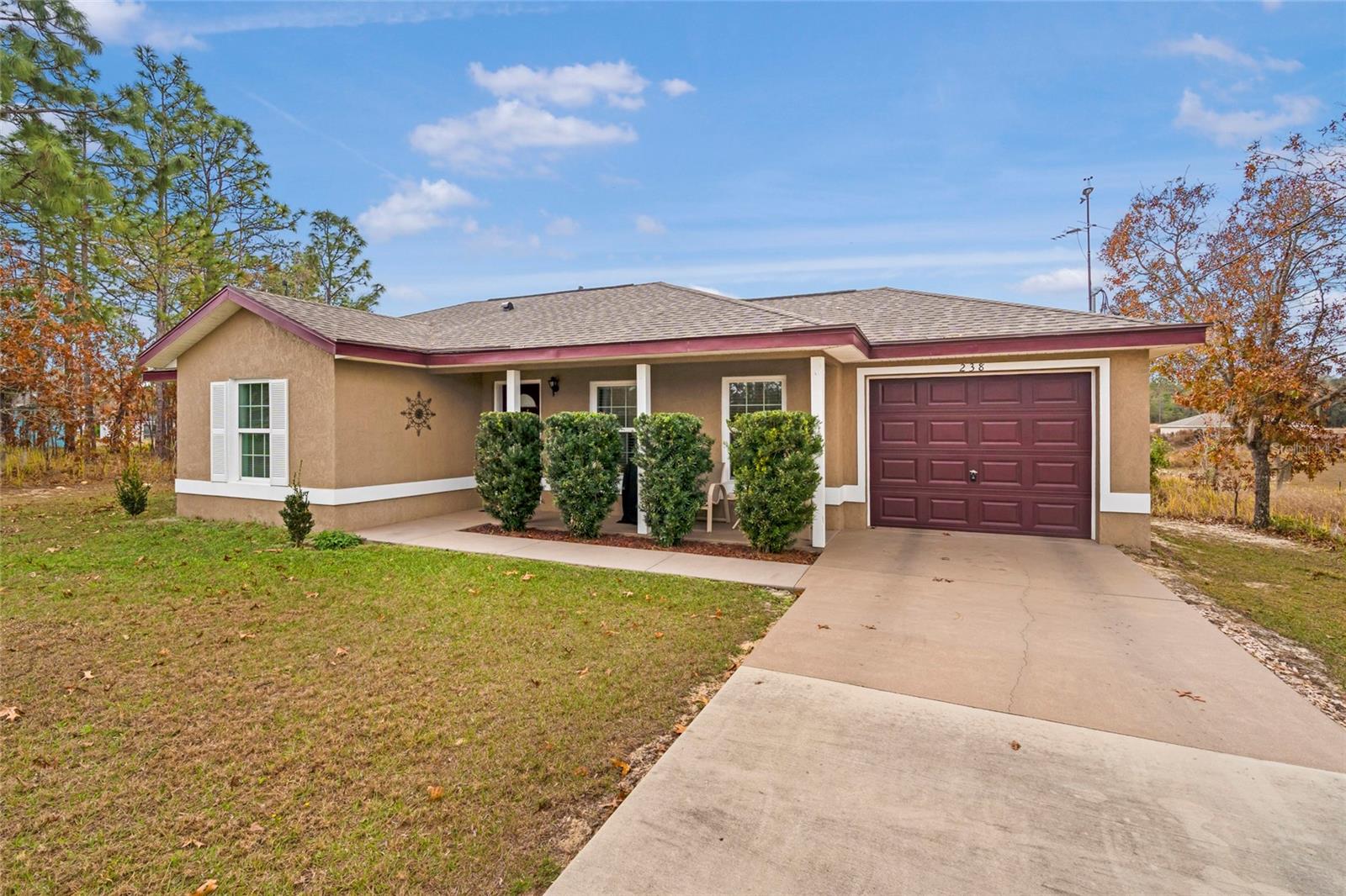 Single Family Residence in OCALA, FL - Daniel Dourado
