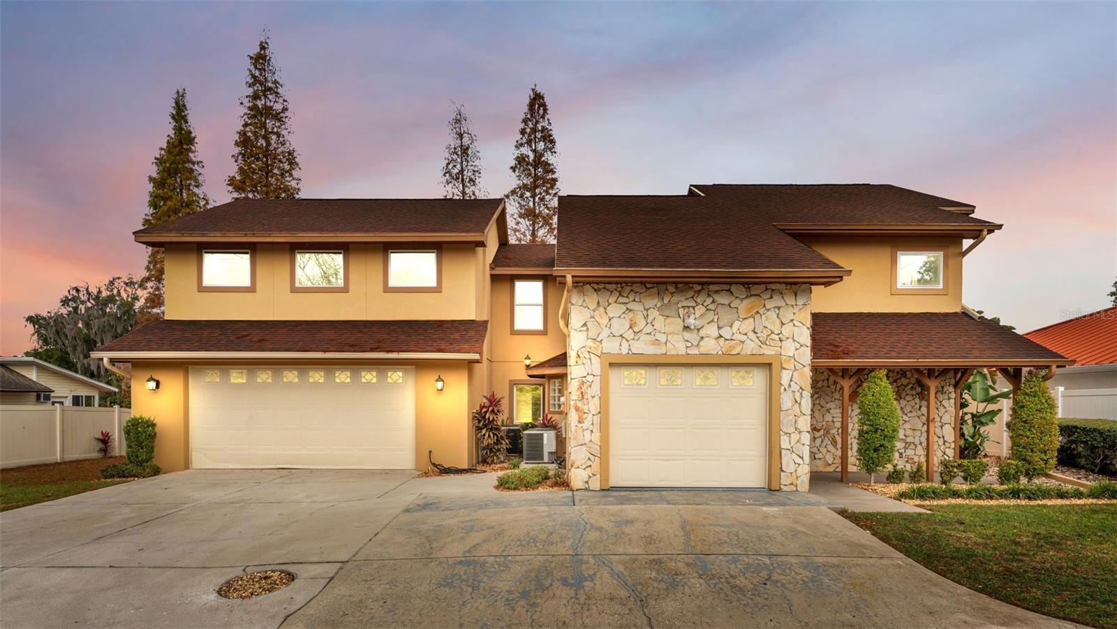 Single Family Residence in LAKELAND, FL - Daniel Dourado