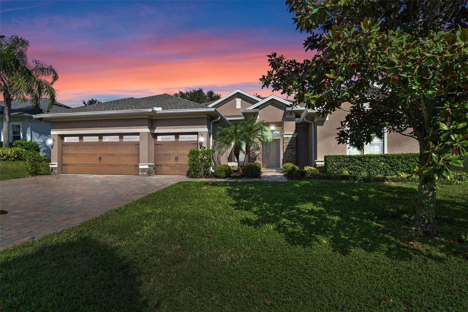 Single Family Residence in GROVELAND, FL - Daniel Dourado