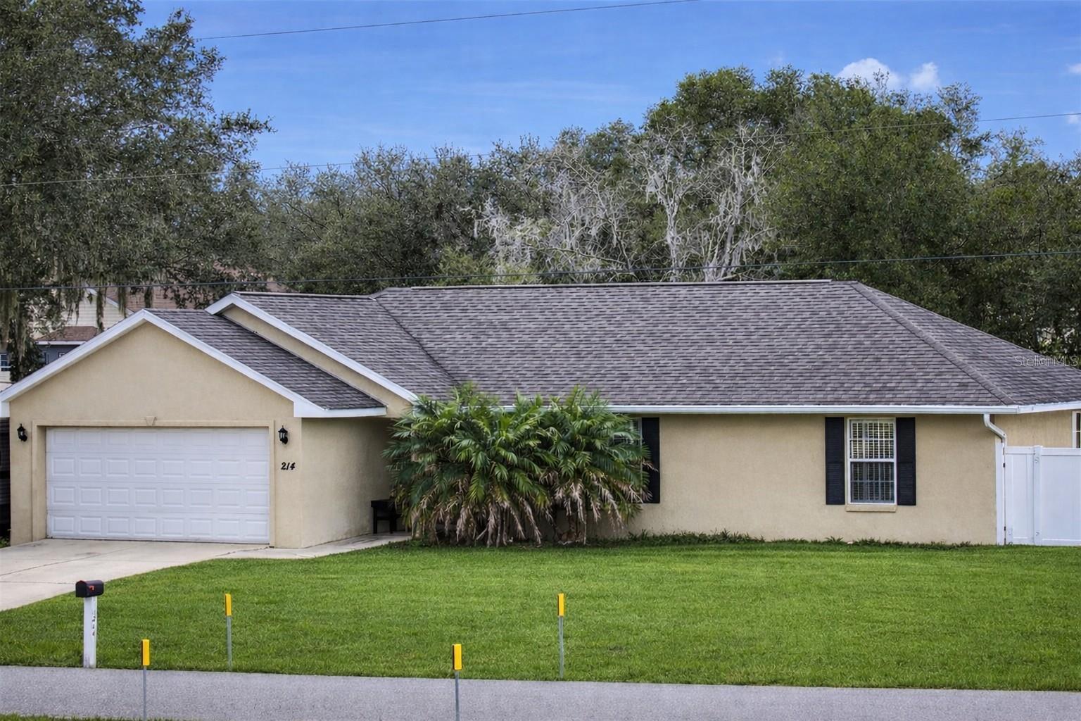 Single Family Residence in OCALA, FL - Daniel Dourado