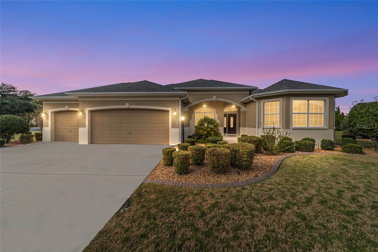 Single Family Residence em THE VILLAGES, FL - Daniel Dourado