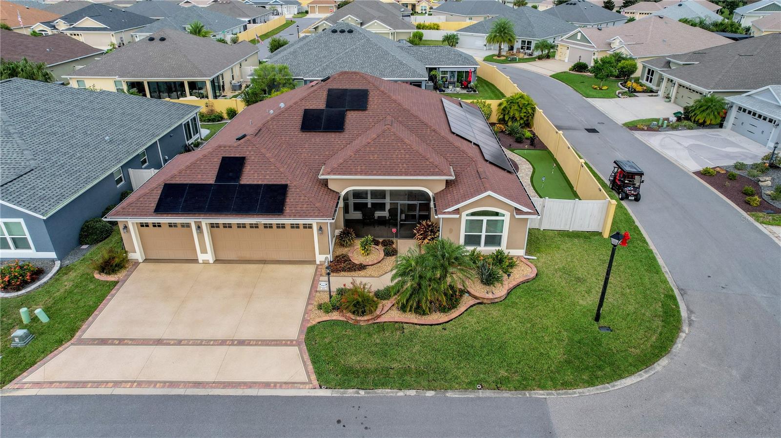 Single Family Residence em THE VILLAGES, FL - Daniel Dourado