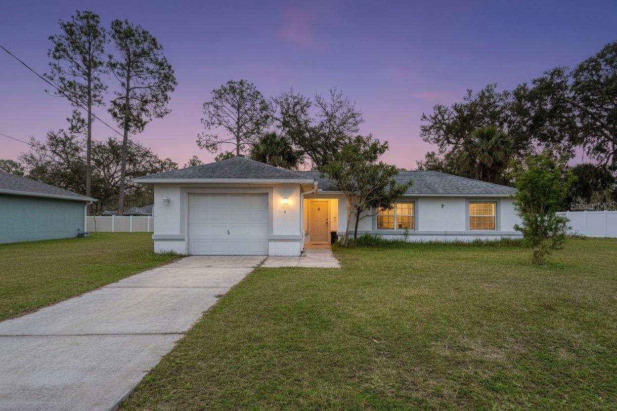 Single Family Residence in PALM COAST, FL - Daniel Dourado