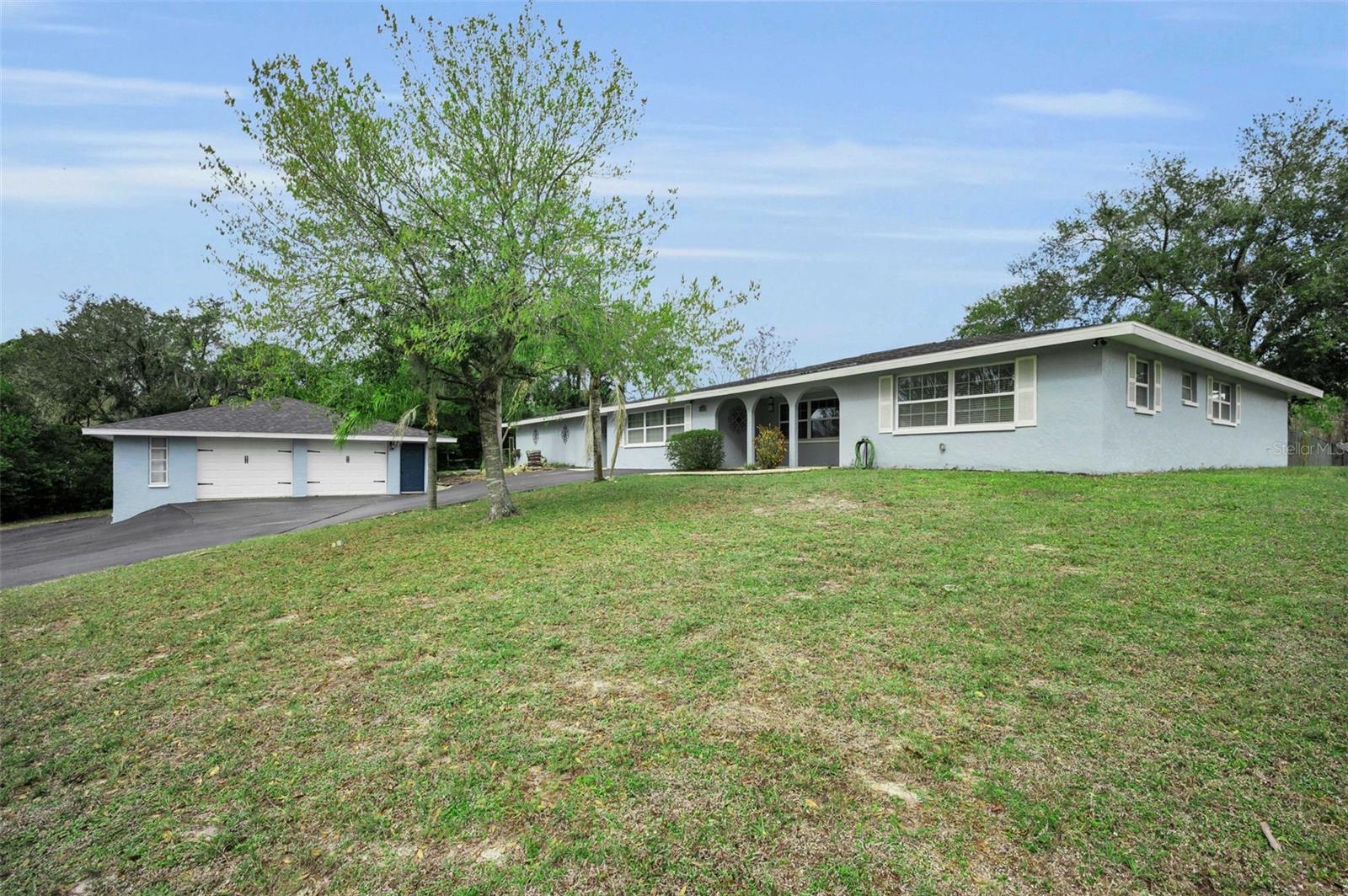 Single Family Residence em NEW PORT RICHEY, FL - Daniel Dourado