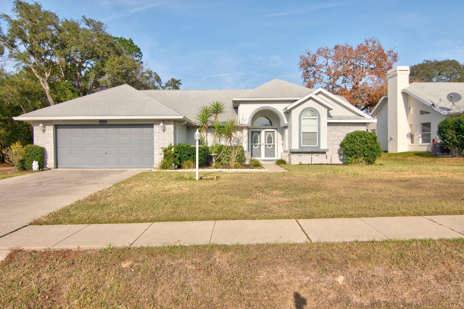 Single Family Residence in BEVERLY HILLS, FL - Daniel Dourado