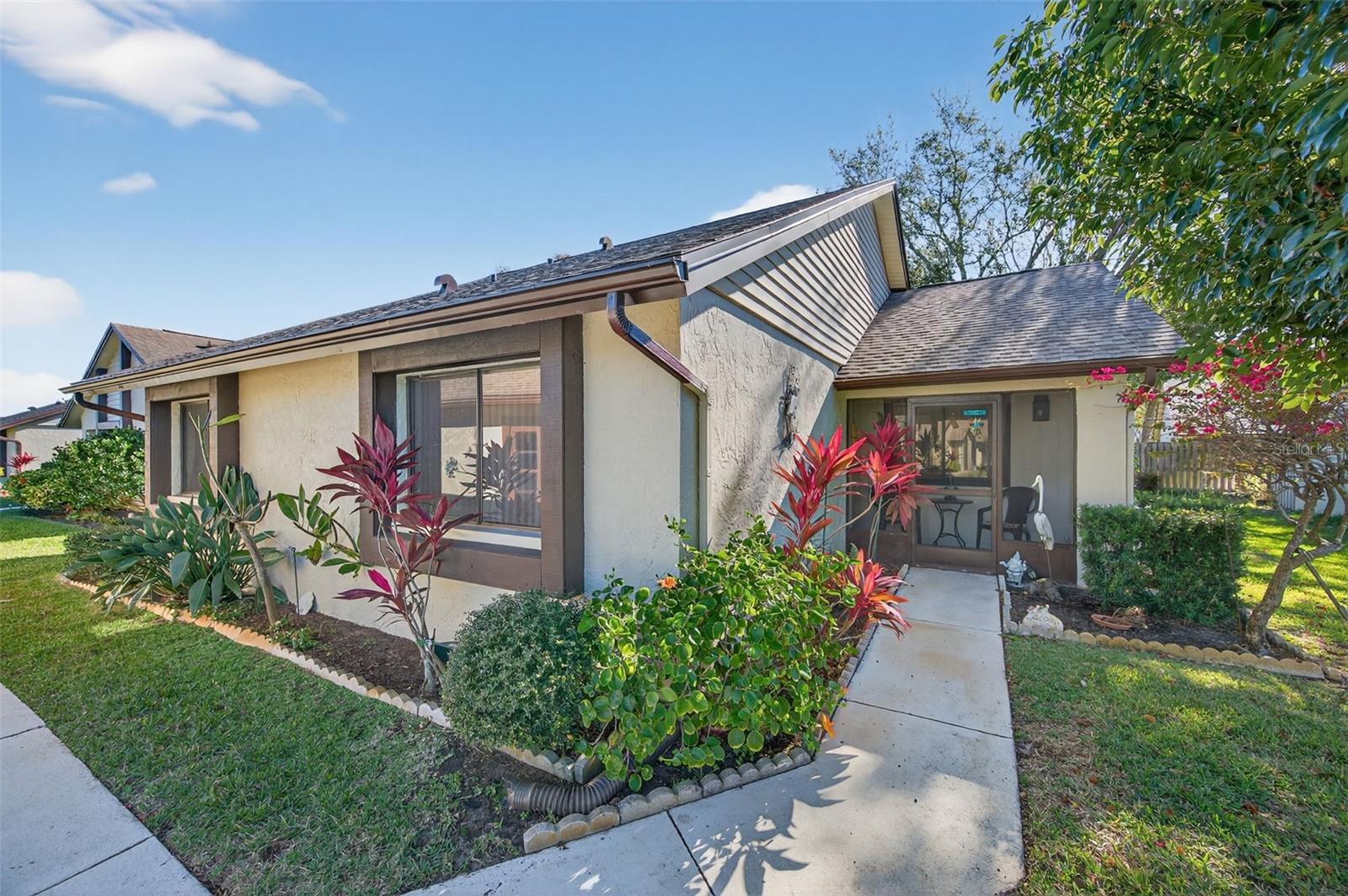 Single Family Residence em CLEARWATER, FL - Daniel Dourado