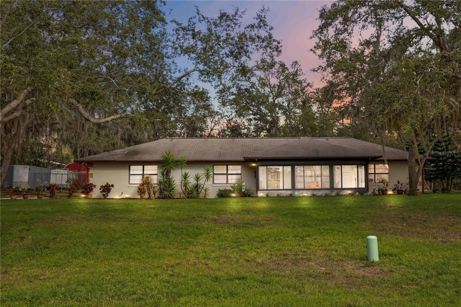 Single Family Residence em LAKE WALES, FL - Daniel Dourado