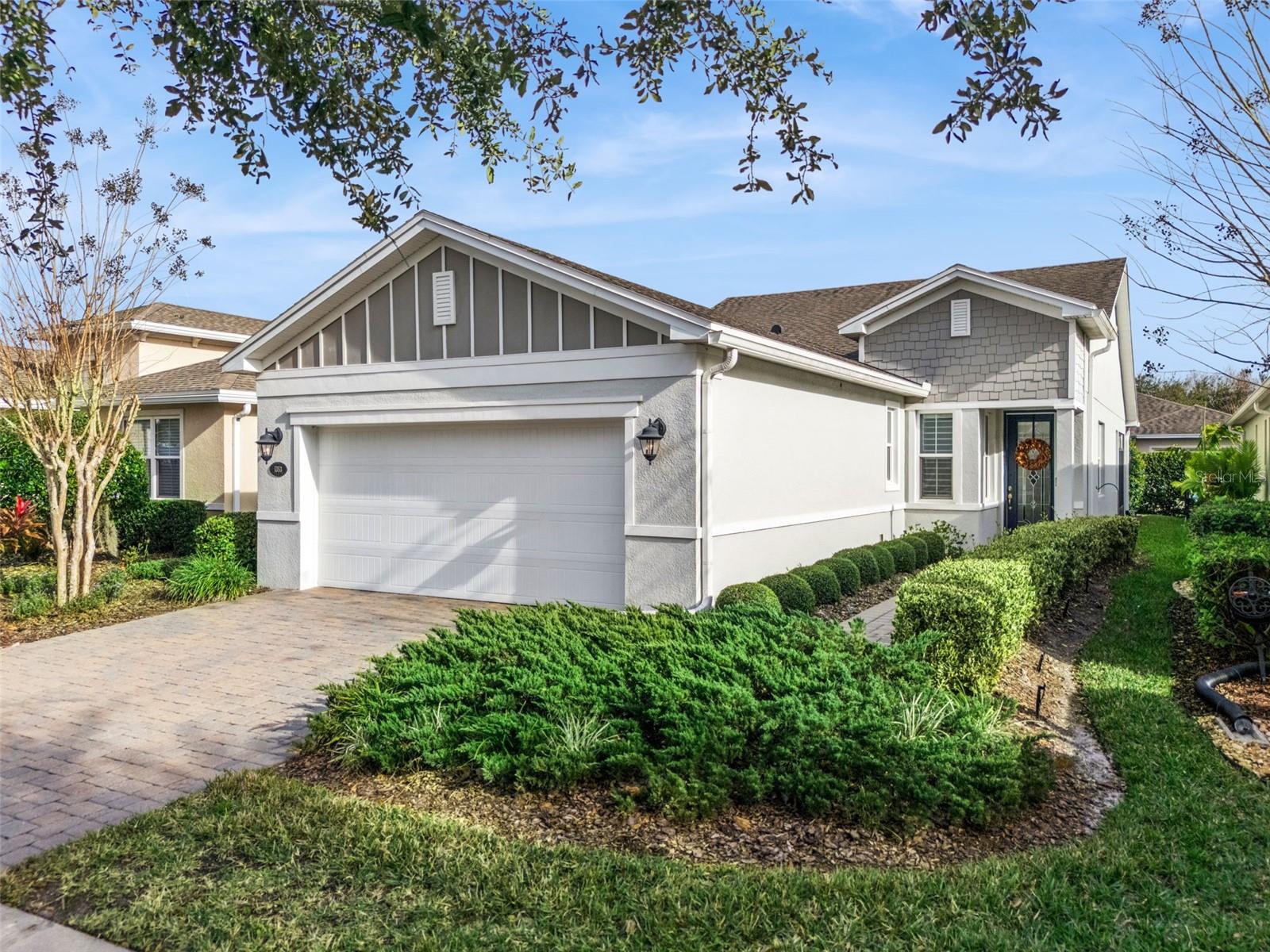 Single Family Residence in DELAND, FL - Daniel Dourado