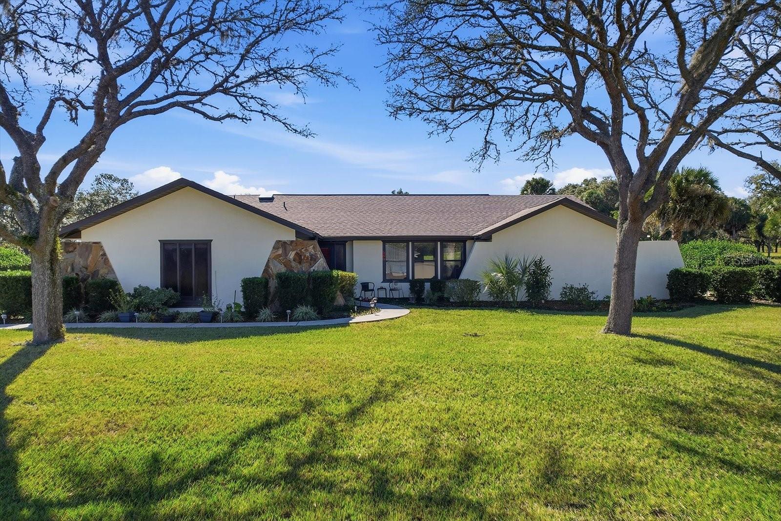 Single Family Residence em HERNANDO, FL - Daniel Dourado