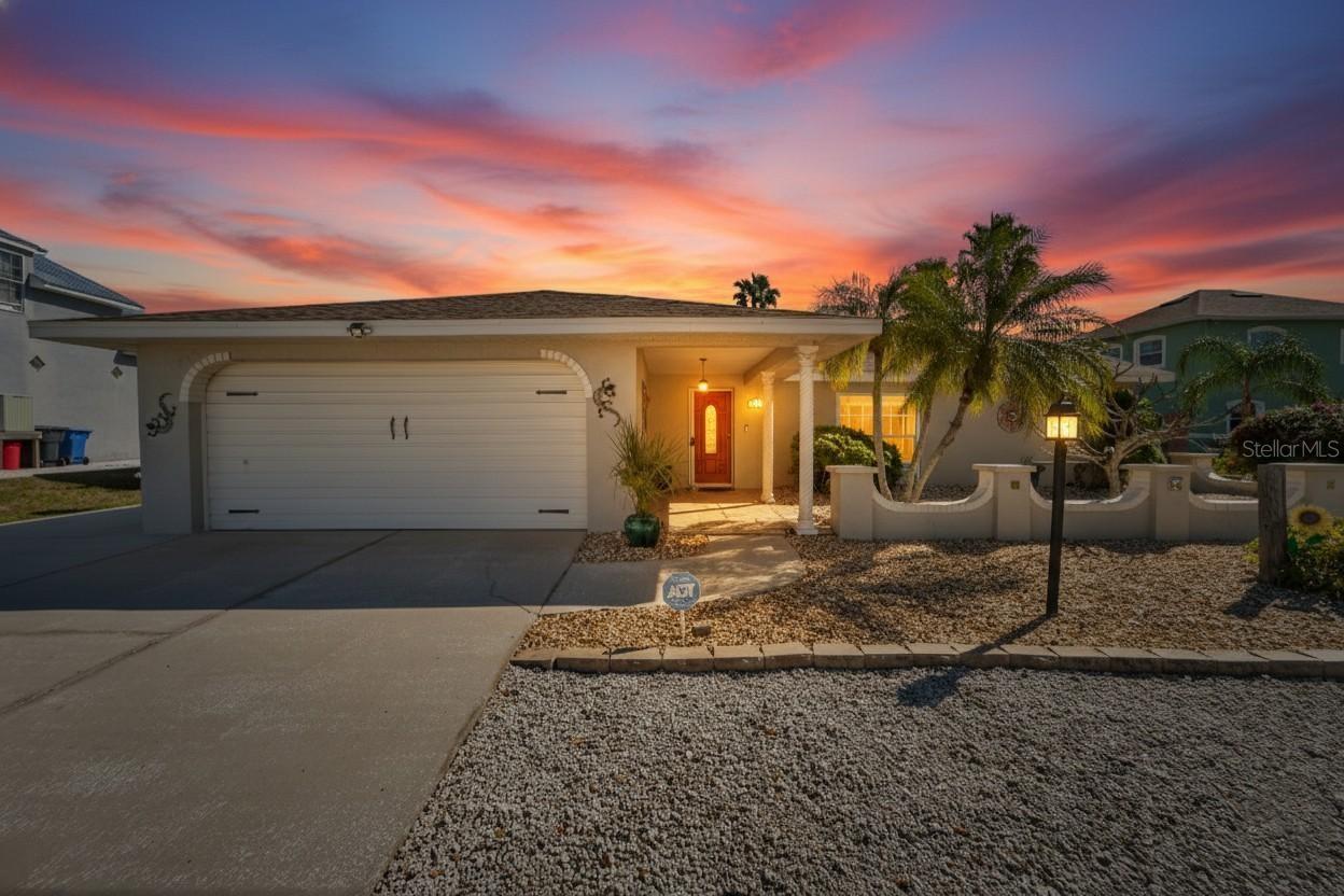 Single Family Residence em APOLLO BEACH, FL - Daniel Dourado