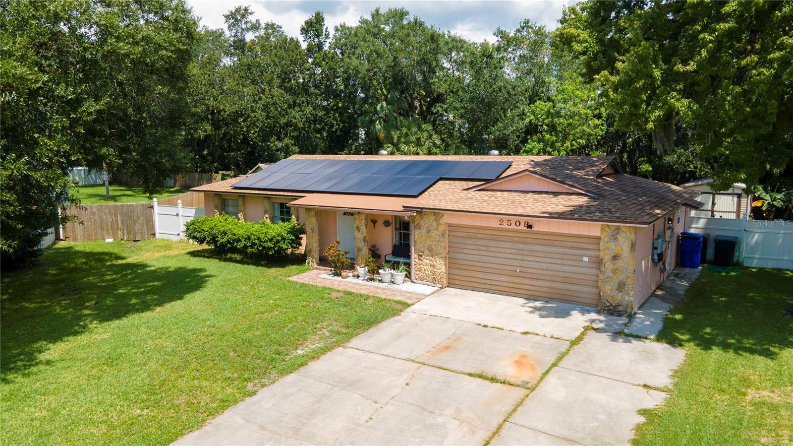 Single Family Residence em KISSIMMEE, FL - Daniel Dourado