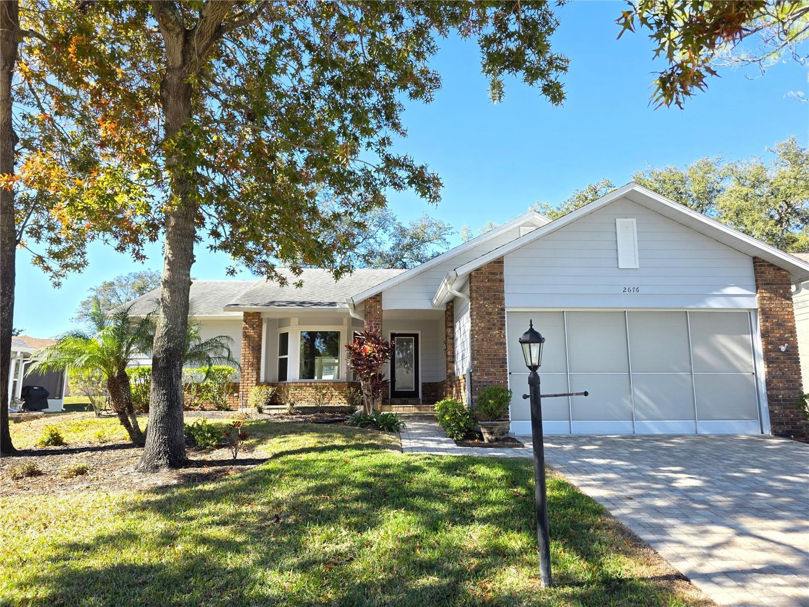 Single Family Residence em SPRING HILL, FL - Daniel Dourado