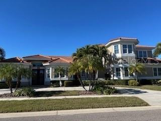 Single Family Residence em SEMINOLE, FL - Daniel Dourado