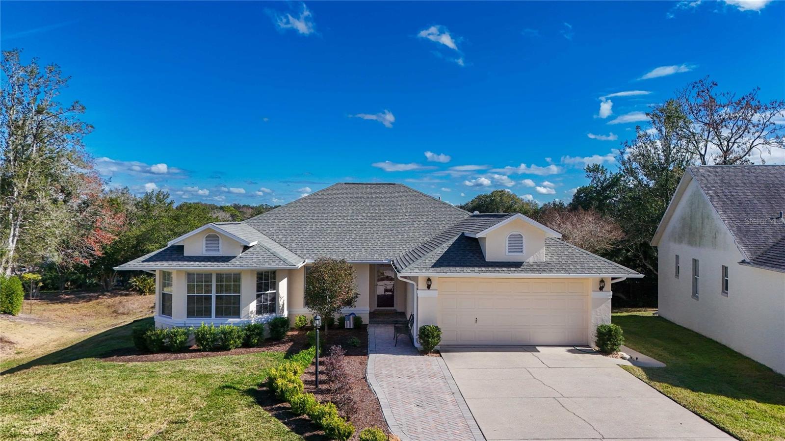 Single Family Residence in BEVERLY HILLS, FL - Daniel Dourado