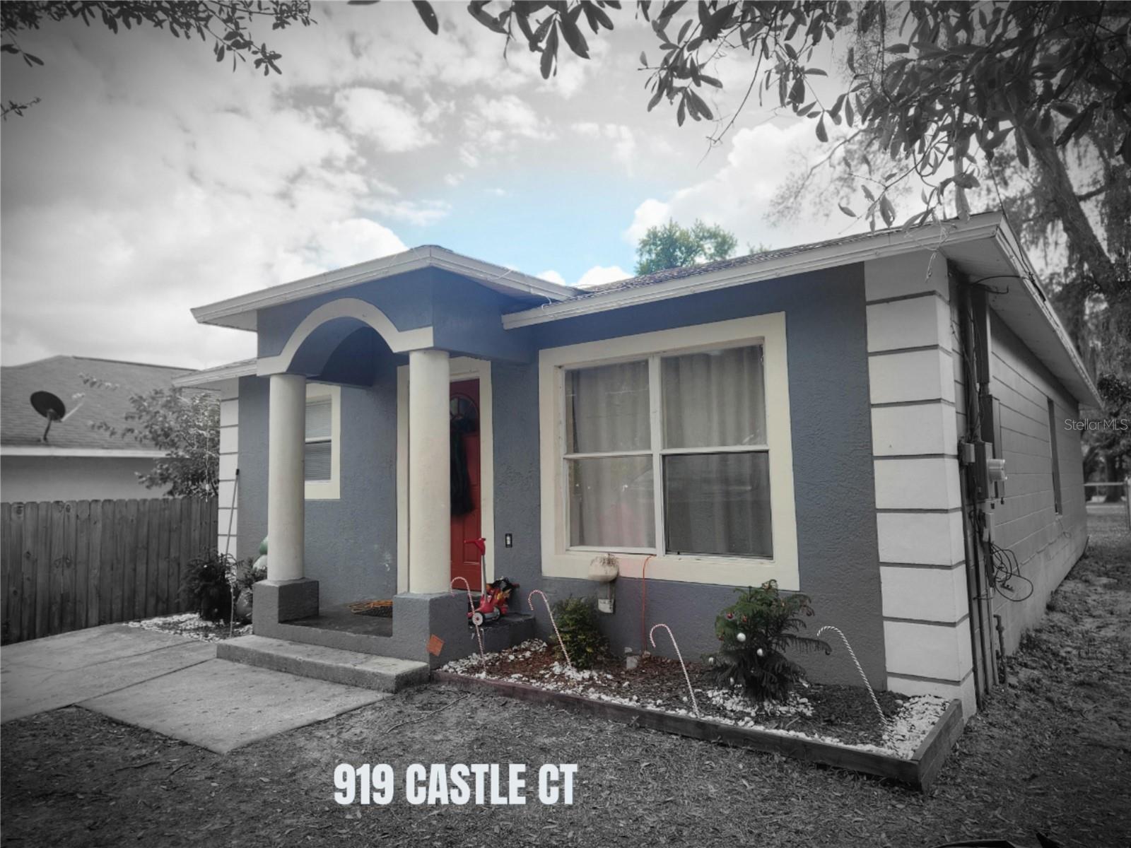 Single Family Residence in TAMPA, FL - Daniel Dourado