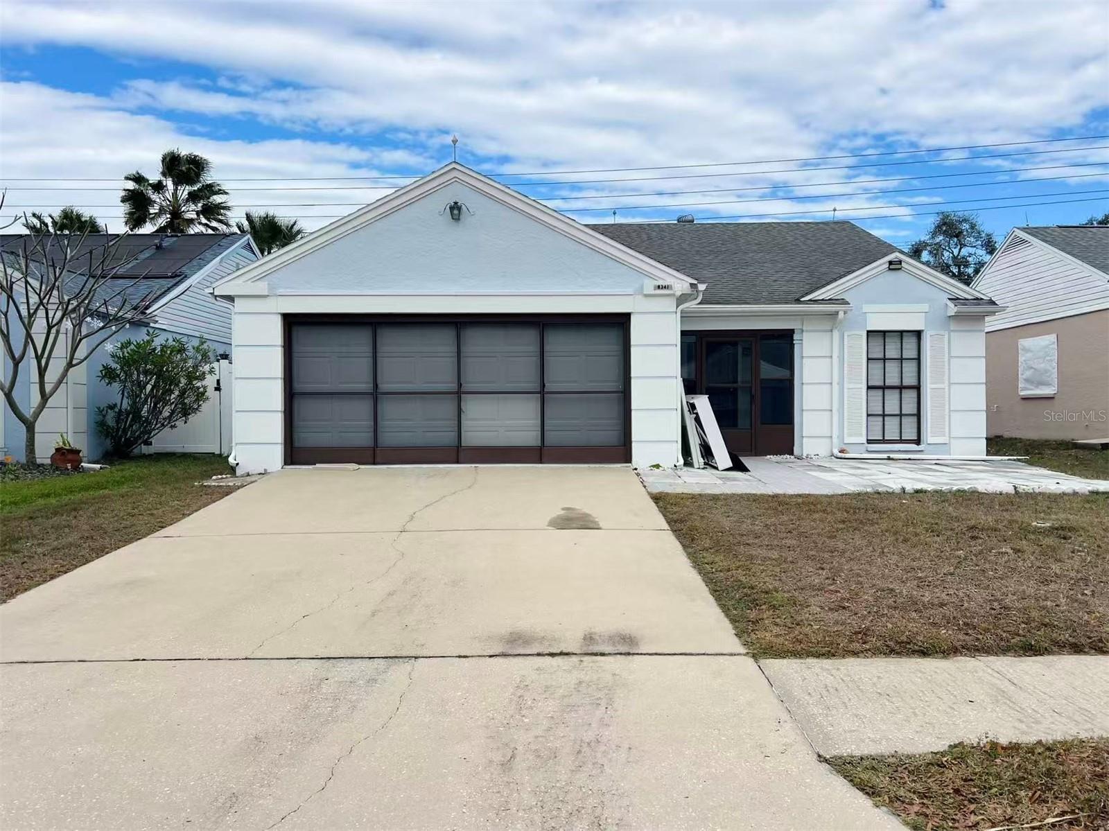 Single Family Residence in PORT RICHEY, FL - Daniel Dourado