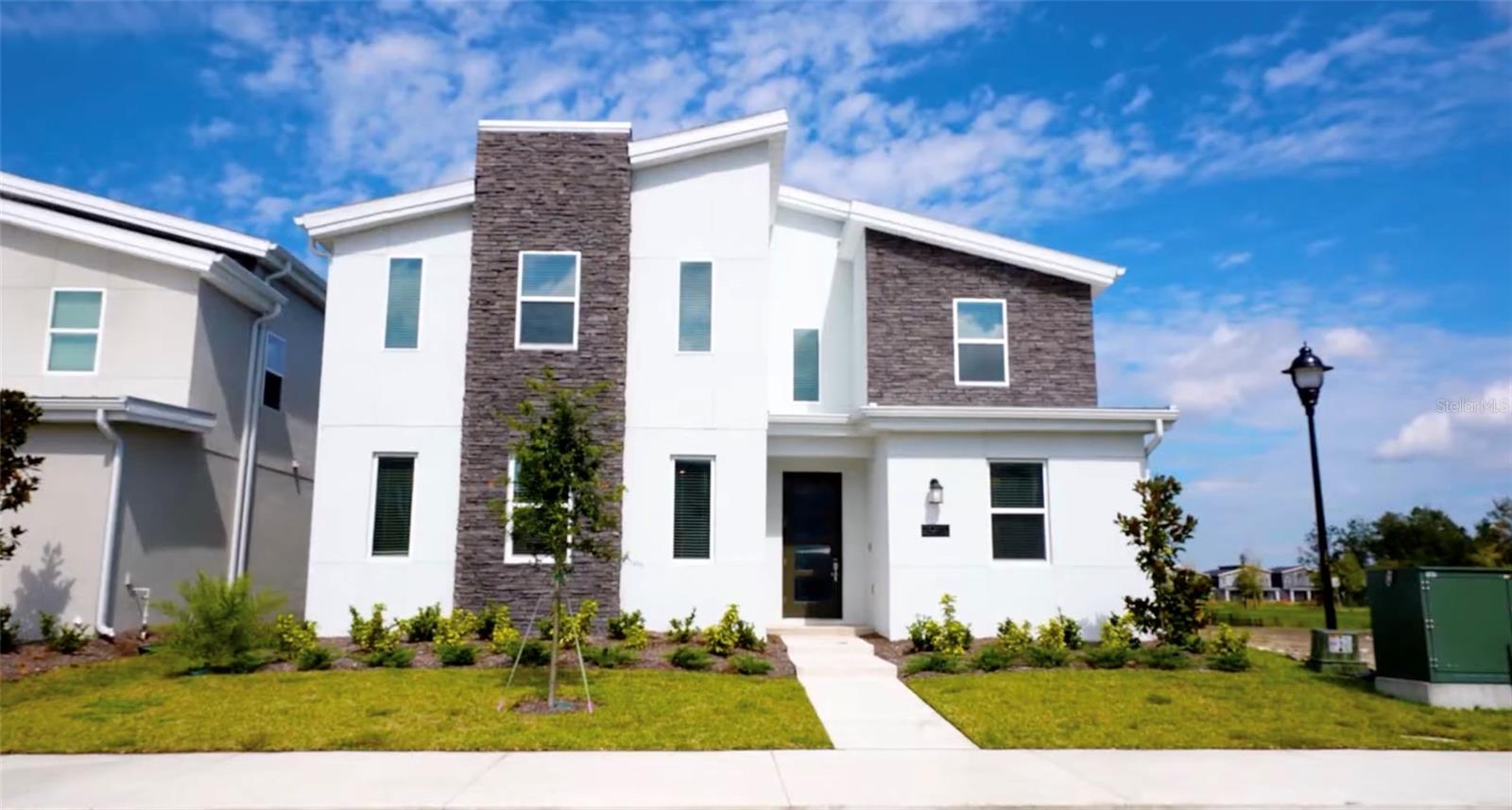 Single Family Residence in KISSIMMEE, FL - Daniel Dourado