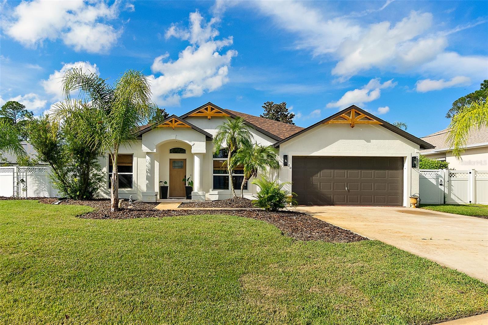 Single Family Residence em PALM COAST, FL - Daniel Dourado