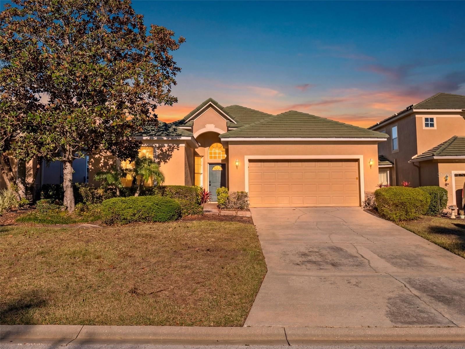 Single Family Residence in DADE CITY, FL - Daniel Dourado
